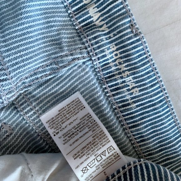 Old Navy Railroad Stripe Floral Embroidered Raw Hem Ankle Jeans - Picture 5 of 5